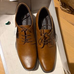 Perry Ellis Men's Brown Dress Shoes. Size 12. NIB